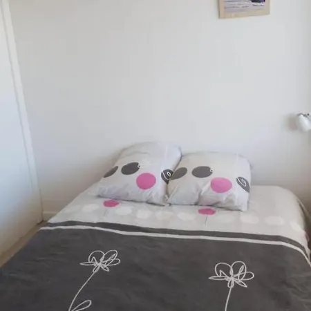 Апартаменты Aux Pieds *